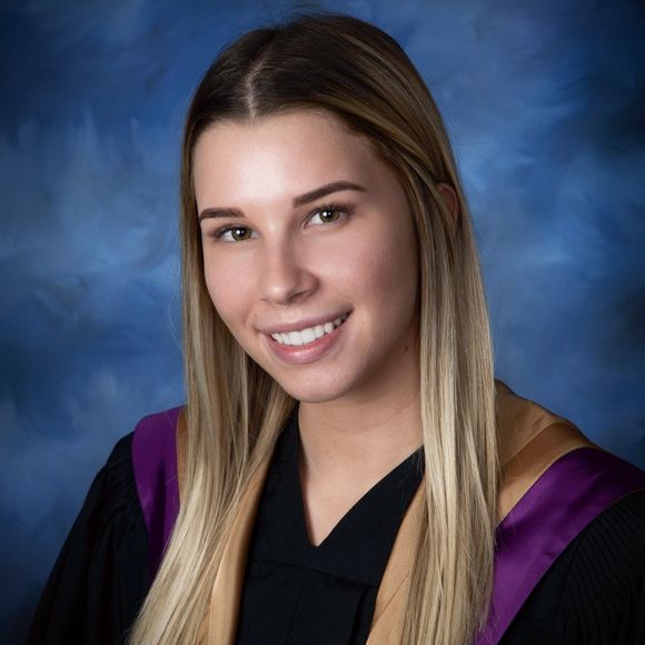 Meet your Posher, Sara - Picture 1 of 1